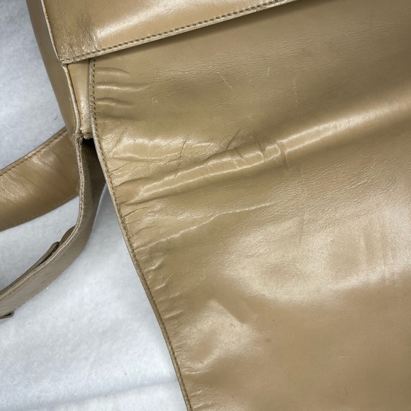 VINTAGE PRADA - Cream/Tan Crossbody Leather Shoulder Bag - Made in Italy - Picture 12 of 13